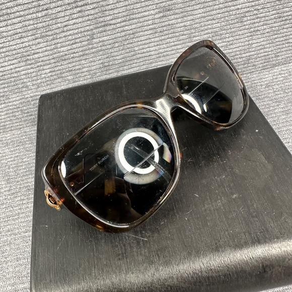 Tory Burch Sunglasses TY 7022 1111/13 Tortoise Shell Gold Logo Frames Only - Picture 9 of 9